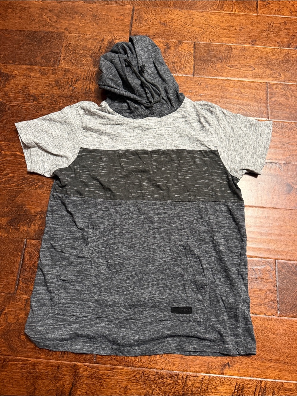 South Pole Men's Short-Sleeve Hooded Colorblock Shirt - Gray & Black